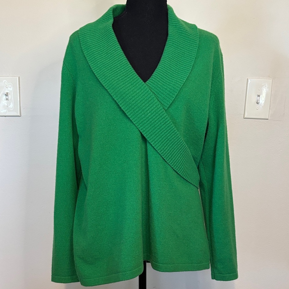 Jones New York Vibrant Green Cowl Neck Sweater